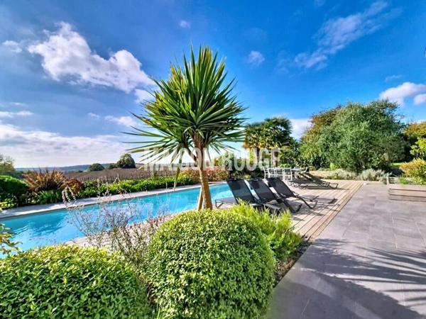 Coup de coeur à Plouër-sur-Rance : élégante maison en pierres, 5 chambres, piscine et jardin paysager - À visiter absolument !