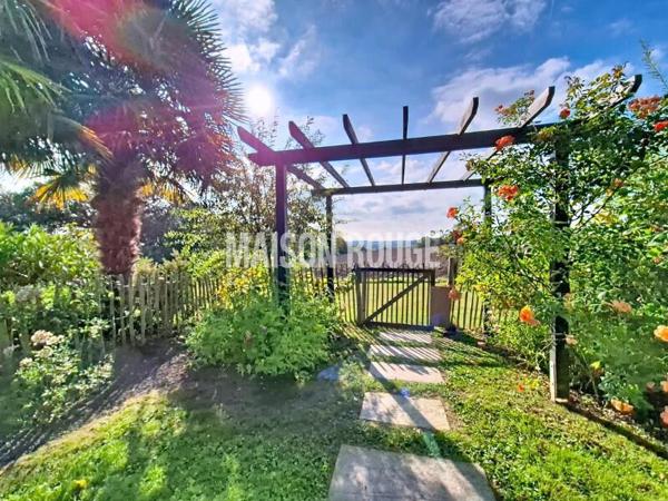 Coup de coeur à Plouër-sur-Rance : élégante maison en pierres, 5 chambres, piscine et jardin paysager - À visiter absolument !