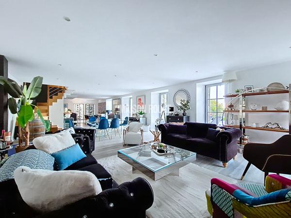 Coup de coeur à Plouër-sur-Rance : élégante maison en pierres, 5 chambres, piscine et jardin paysager - À visiter absolument !