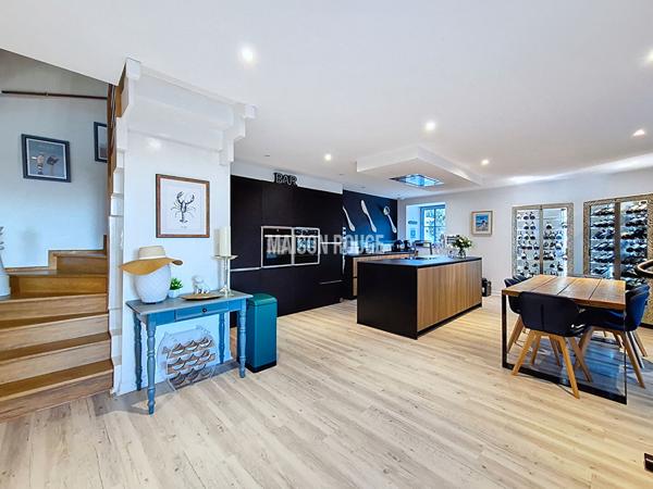 Coup de coeur à Plouër-sur-Rance : élégante maison en pierres, 5 chambres, piscine et jardin paysager - À visiter absolument !