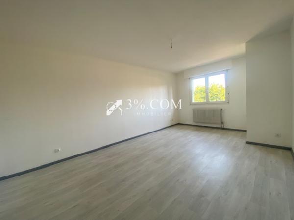 3%.COM Appartement F2 avec balcon et cave INVESTISSEUR  Hochfelden (67270)