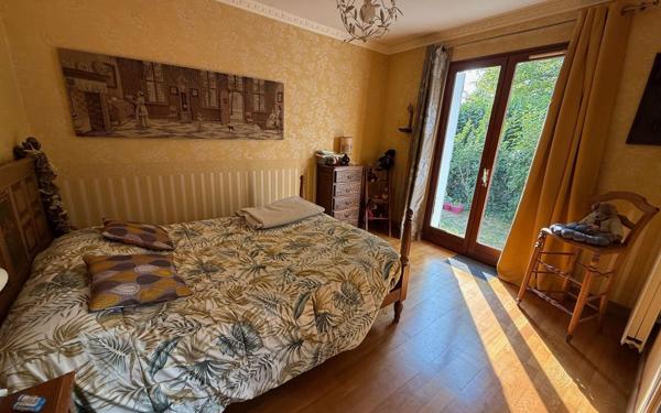 Maison à vendre    6 pièces •  Saint-Denis-en-Val