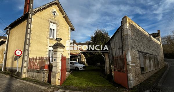 À vendre Maison 4 pièces 110.68 m² - Poitiers 86000