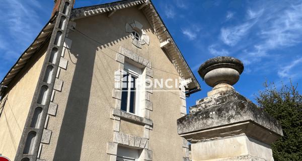 À vendre Maison 4 pièces 110.68 m² - Poitiers 86000