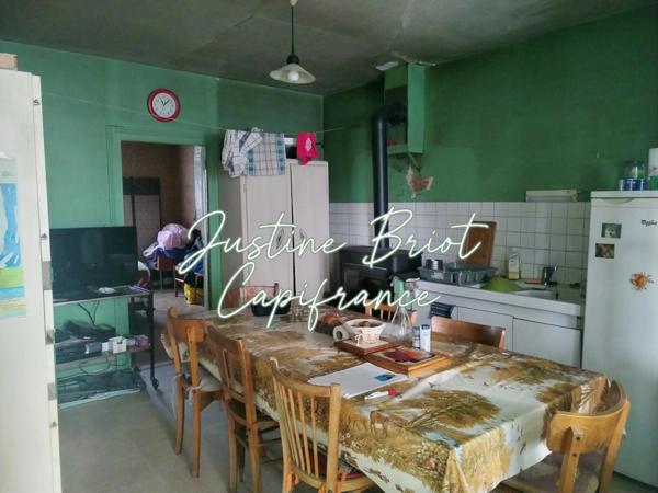 🏡 Maison à rénover avec grand terrain – fort potentiel !