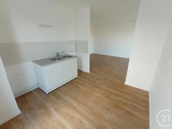 Appartement F4 à vendre  4 pièces - 85,60 m 2   CHARTRES  - 28