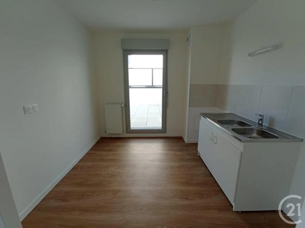 Appartement F4 à vendre  4 pièces - 85,60 m 2   CHARTRES  - 28