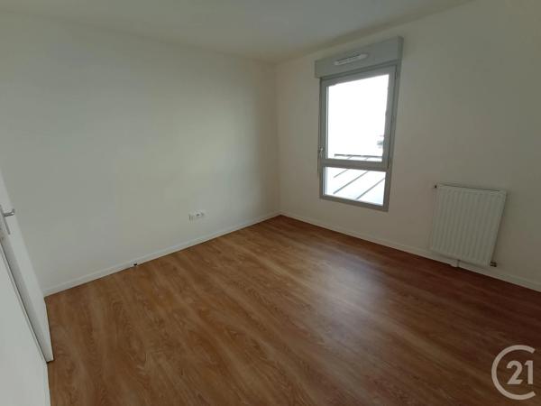 Appartement F4 à vendre  4 pièces - 85,60 m 2   CHARTRES  - 28