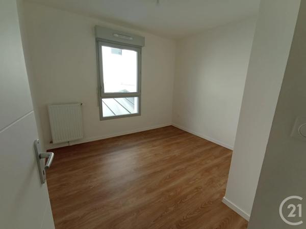 Appartement F4 à vendre  4 pièces - 85,60 m 2   CHARTRES  - 28