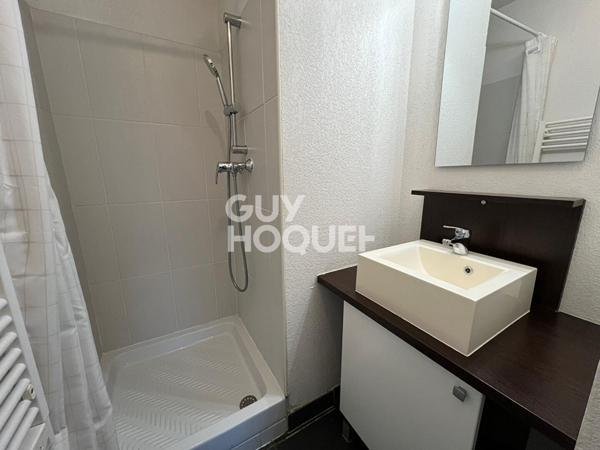 APPARTEMENT DE TYPE 2 AVEC ASCENSEUR ET PLACE DE PARKING