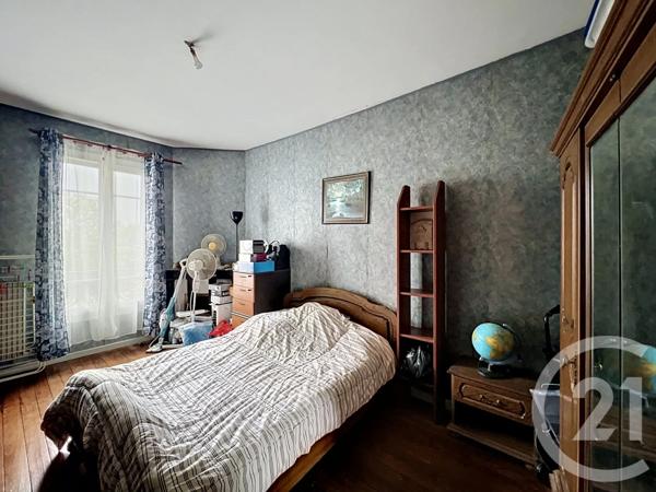 Appartement F3 à vendre  3 pièces - 63,27 m 2   CHOISY LE ROI  - 94
