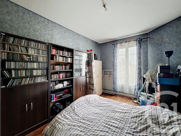Appartement F3 à vendre  3 pièces - 63,27 m 2   CHOISY LE ROI  - 94