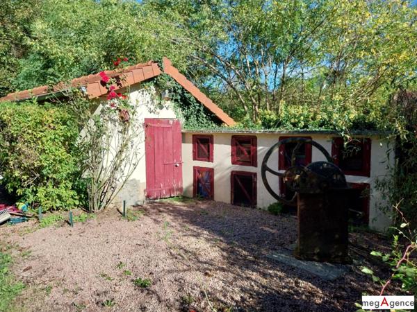 Maison à SAINT-GERMAIN-DES-FOSSES, 03260 - 7 pièces 254m²