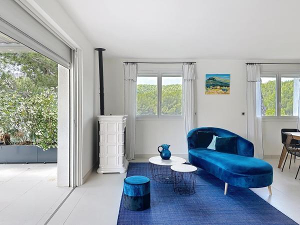 Villa rénovée avec piscine à débordement - Quartier recherché - 5 min du port et des commerces