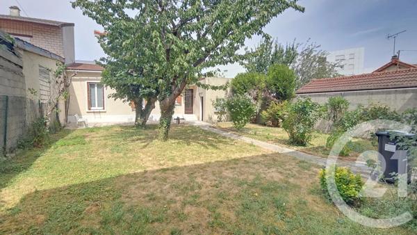 Maison à vendre  8 pièces - 153,59 m 2   LE BLANC MESNIL  - 93