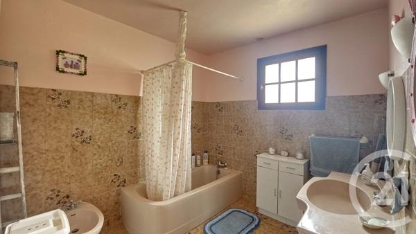 Maison à vendre  8 pièces - 153,59 m 2   LE BLANC MESNIL  - 93