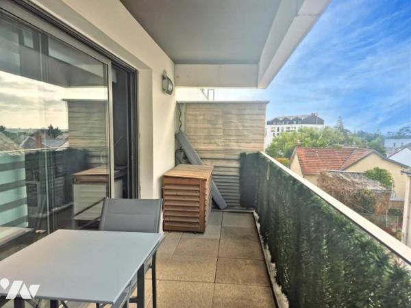 Appartement récent T3 71m² avec balcon et garage à Tours nord 
