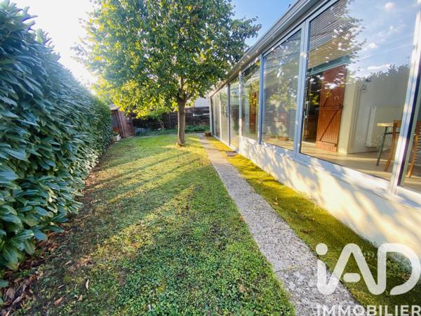 Maison à vendre 5 pièces 151 m² Saint-Barthélemy-d'Anjou