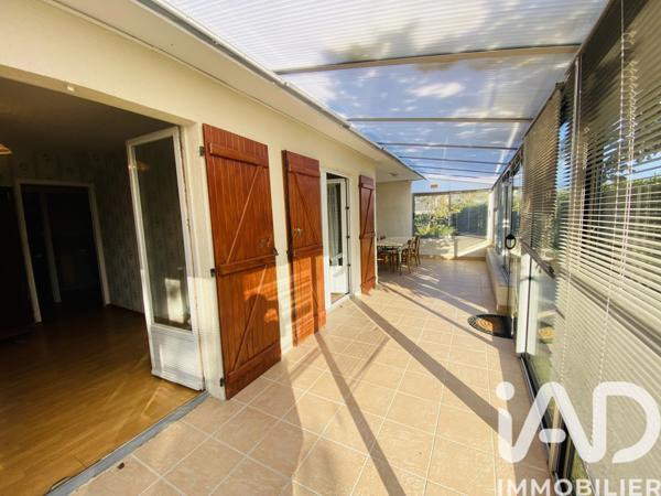 Maison à vendre 5 pièces 151 m² Saint-Barthélemy-d'Anjou
