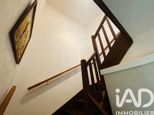 Maison à vendre 5 pièces 151 m² Saint-Barthélemy-d'Anjou