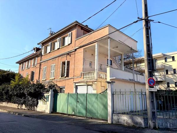Vente Appartement 1 pièces 30 m2 à Saint-Martin-d'Hères