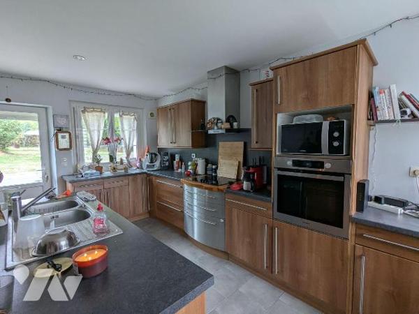 Maison à VENDRE - ARCISSES (28400) Margon - A 4MIN DE NOGENT-LE-ROTROU

Dans un environnement...