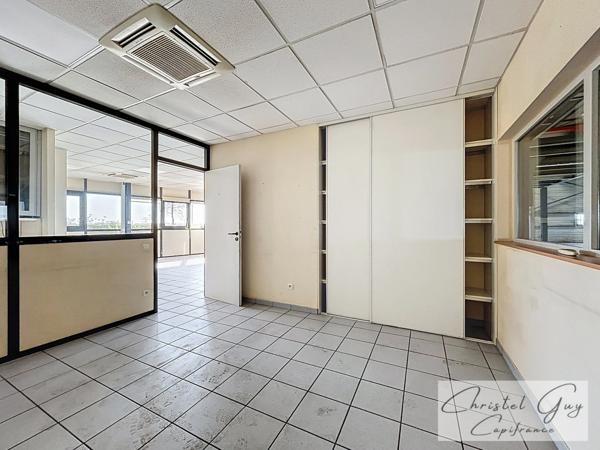 Local/bureau/Entrepôt à vendre SAINT PATERNE RACAN (37), 30 minutes de Tours