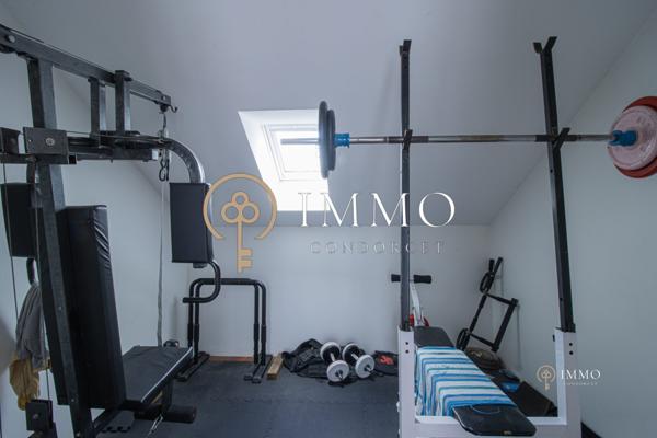 Maison moderne 7 pièces 178m²