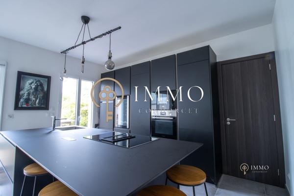 Maison moderne 7 pièces 178m²