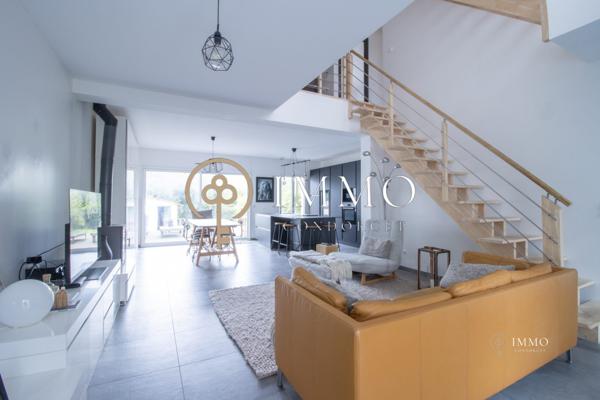 Maison moderne 7 pièces 178m²