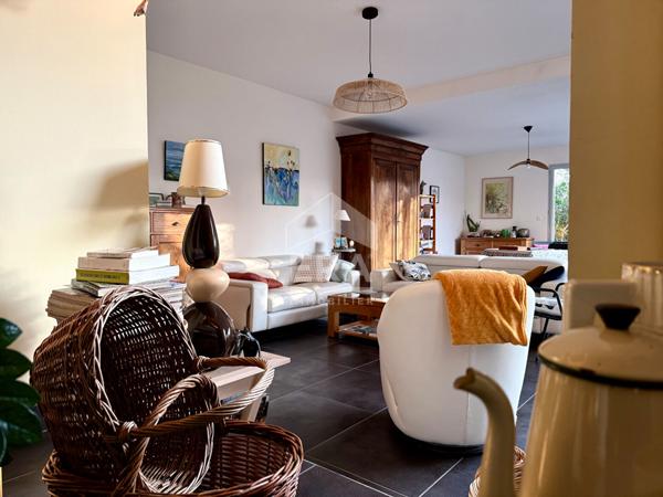 Maison d'architecte lumineuse - Proche centre de Niort