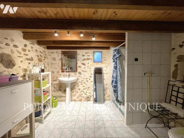 Maison de village T2