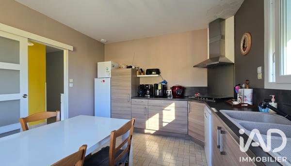 Maison à vendre 6 pièces 109 m² Saint-Amand-Montrond