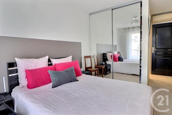 Appartement F4 à vendre  4 pièces - 100 m2 FREJUS - 83