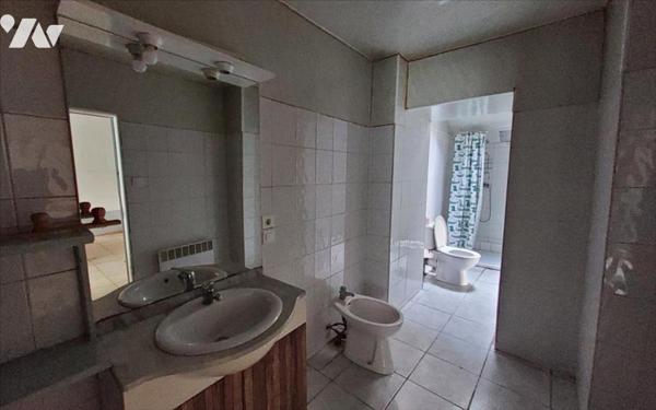 CARHAIX - MAISON 4 PIECES