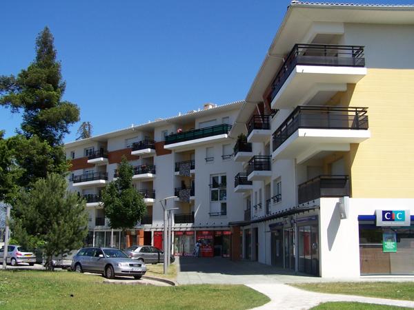 FORUM : T3 LOUE BALCON ET PARKING