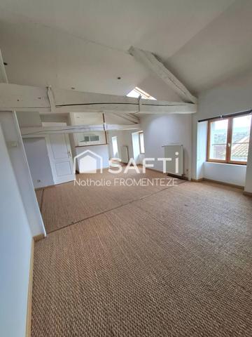 Vue et l'emplacement parking