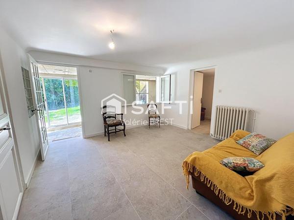 Maison individuelle, provençale- Terrain de 2300m2