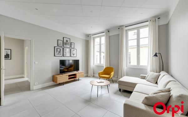 Appartement à vendre    3 pièces • 68,06 m2 Lyon 6