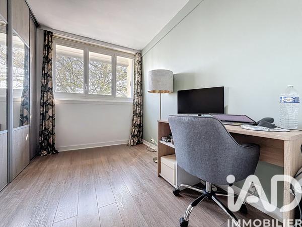 Location appartement 3 pièces 55,44 m² Viroflay