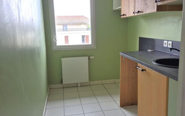 Appartement à vendre    3 pièces •  Saint-Pierre-du-Perray