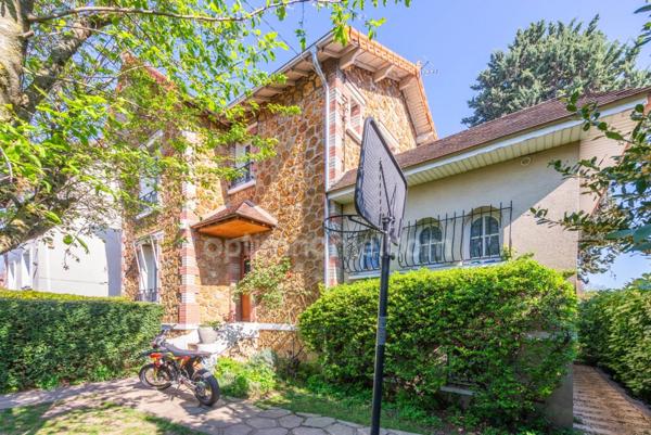 SARTROUVILLE (78500) - MAISON FAMILIALE - 4 CHAMBRES - JARDIN - RER SARTROUVILLE