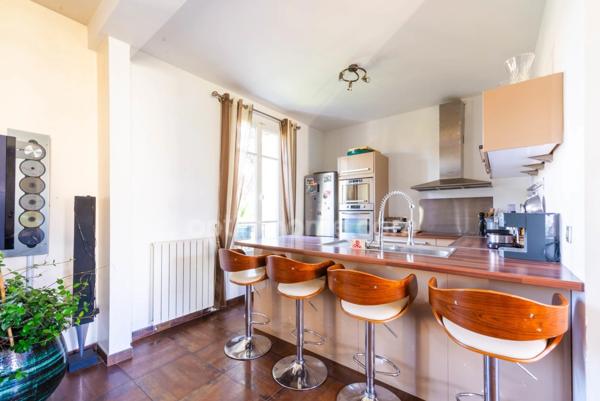 SARTROUVILLE (78500) - MAISON FAMILIALE - 4 CHAMBRES - JARDIN - RER SARTROUVILLE