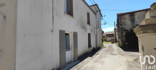 Maison à vendre 8 pièces 205 m² Saint-Hilaire-la-Palud