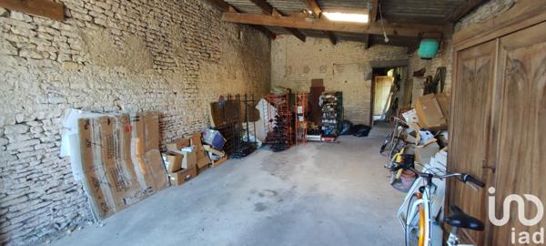 Maison à vendre 8 pièces 205 m² Saint-Hilaire-la-Palud