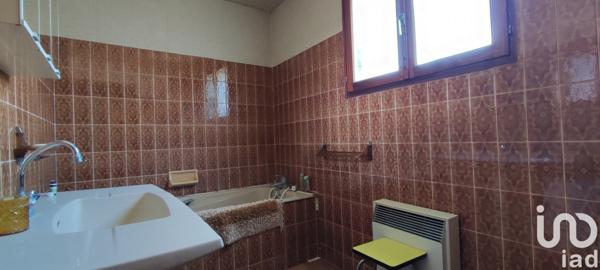 Maison à vendre 8 pièces 205 m² Saint-Hilaire-la-Palud