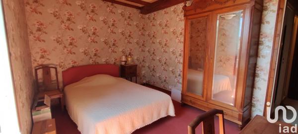 Maison à vendre 8 pièces 205 m² Saint-Hilaire-la-Palud