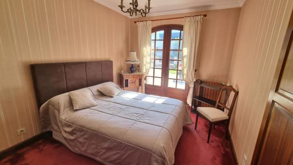 Maison 8 pièces 190M² Merignac les Eyquems terrain 3462 m2