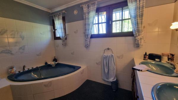 Maison 8 pièces 190M² Merignac les Eyquems terrain 3462 m2