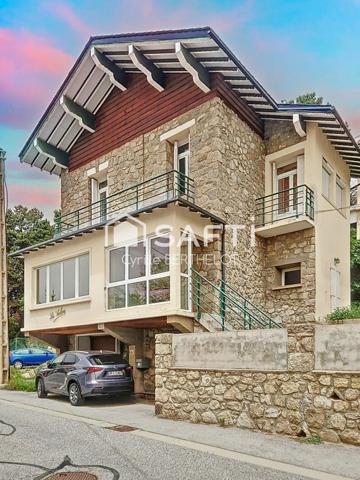 BELLE FAMILIALE pyrénéenne en pierre. 300 m des commerces !